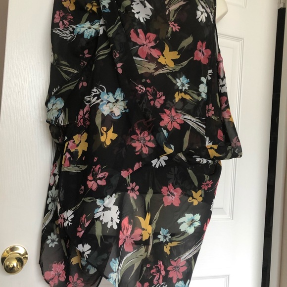 LANE BRYANT Sz26-28 LAYERD FLORAL BLOUSE - Picture 12 of 15